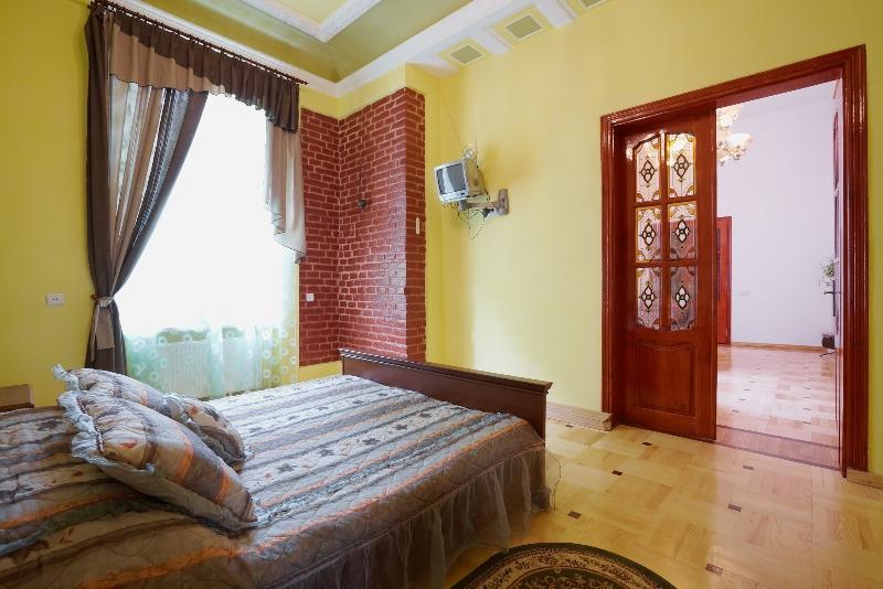 Apartments On Doroshenka 19 Львов Экстерьер фото